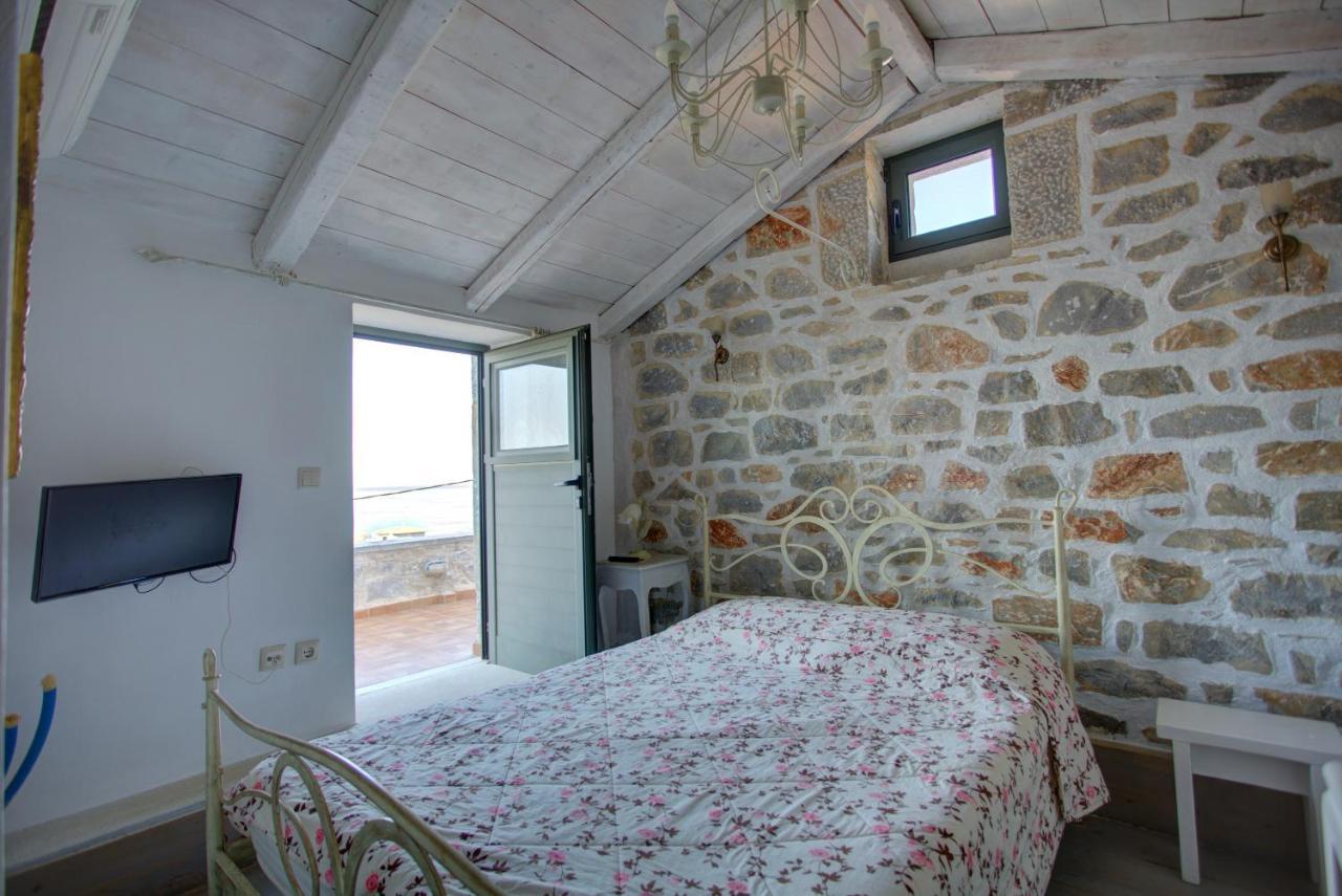 Mani Stone Towers Hotel Kotronion  Exterior foto