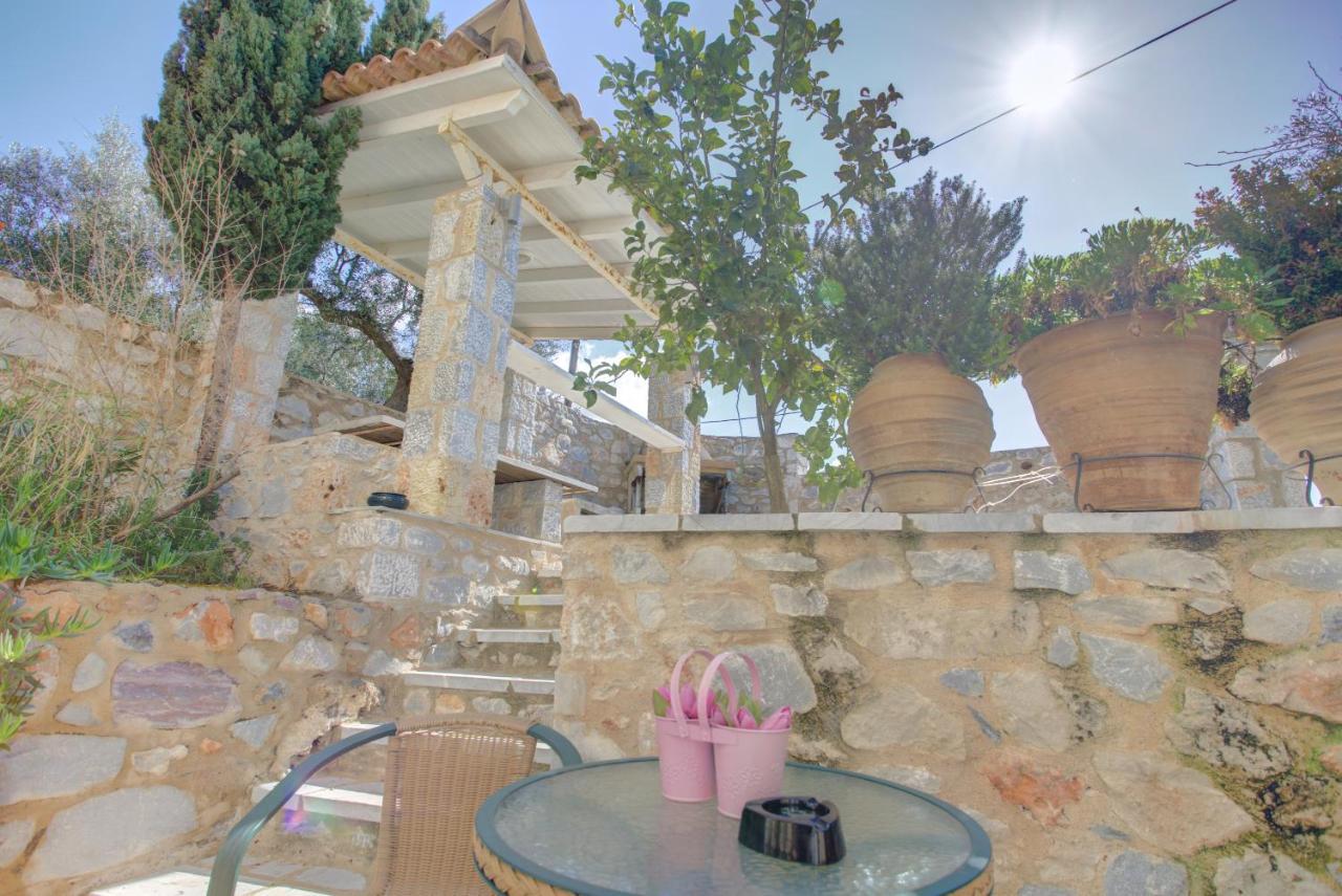 Mani Stone Towers Hotel Kotronion  Exterior foto