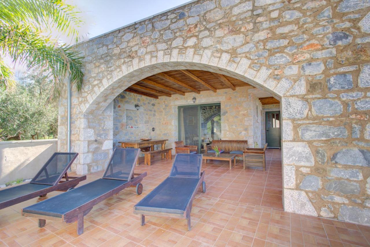 Mani Stone Towers Hotel Kotronion  Exterior foto