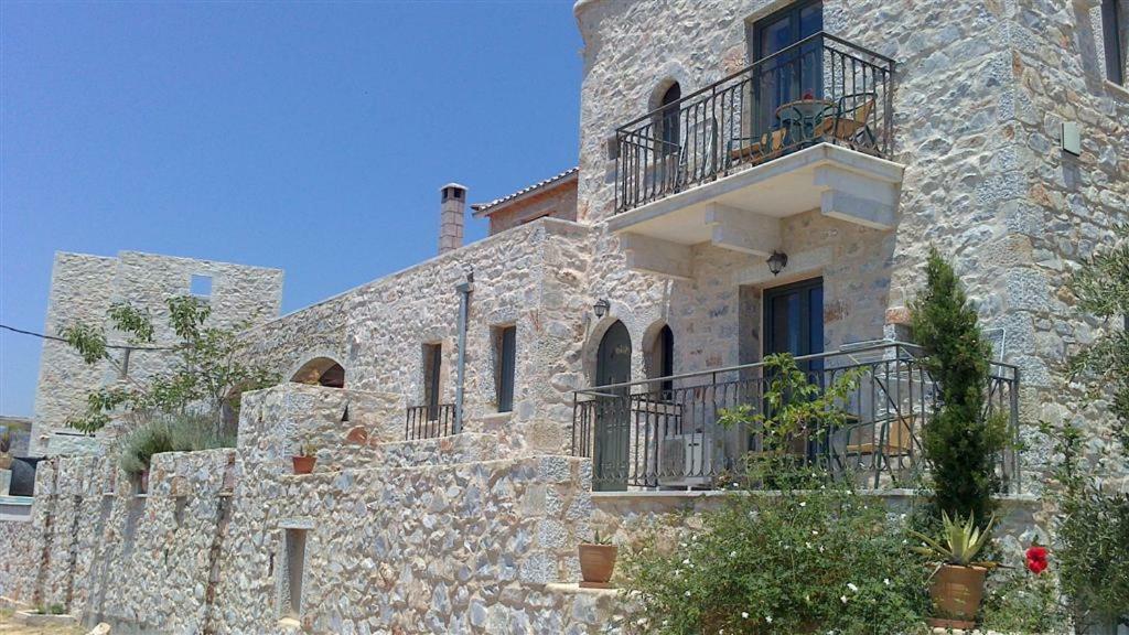 Mani Stone Towers Hotel Kotronion  Exterior foto